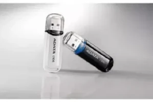 32 GB USB Pendrive Adata