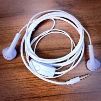 New Samsung Earphone with Microphone And powerful base Wired Earphone with Mice White